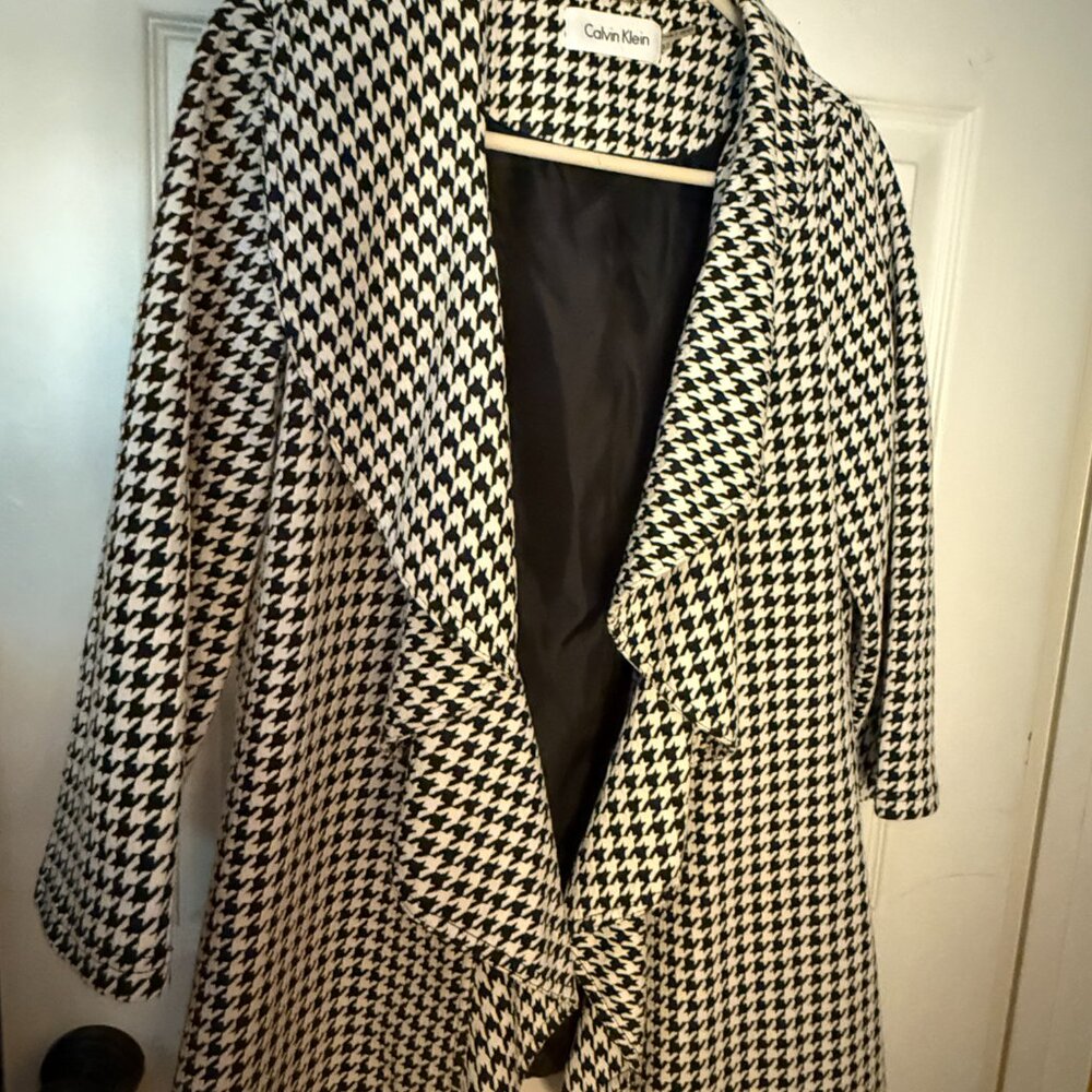 Calvin Klein Black & White Houndstooth Jacket - Size 12
